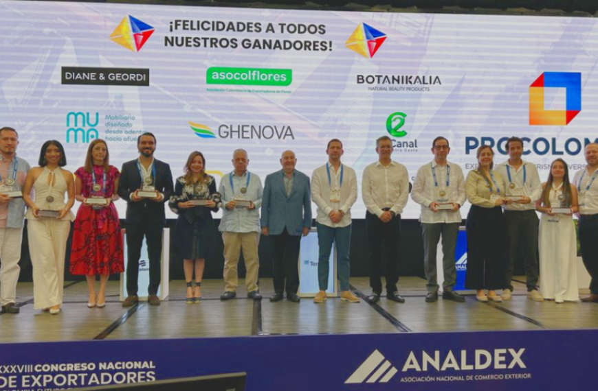 El periodismo regional brilla en el premio nacional de Exportaciones 2026